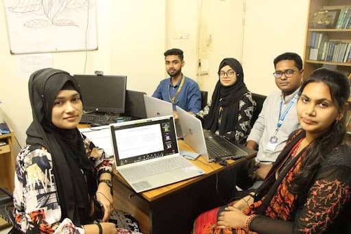 CSE Students Present Research at IOU Conference on Research & Integrated Sciences 2023